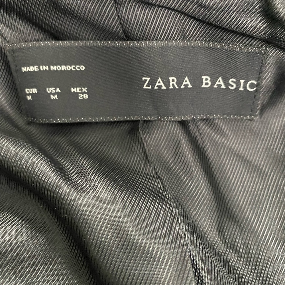 Zara Like New! Basic Black Blazer/Jacket Button U… - image 7